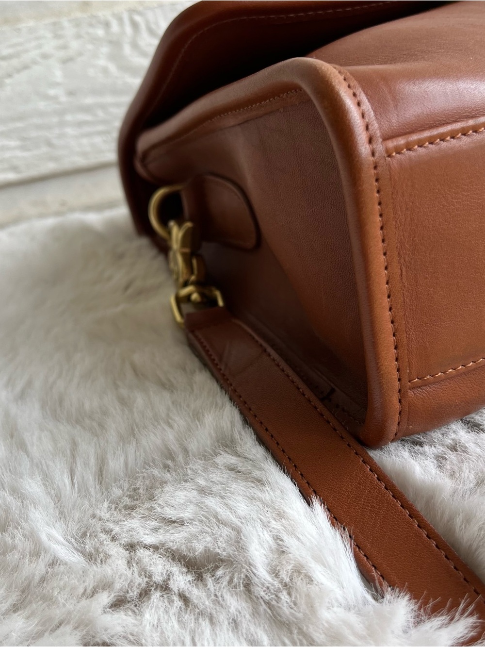 COACH Vintage British Tan Court Flap Crossbody Top Handle Willis Companion Bag - Picture 13 of 14
